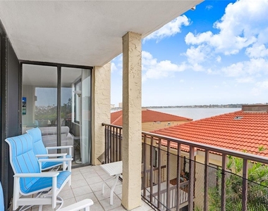 6104 Palma Del Mar Boulevard S - Photo Thumbnail 21