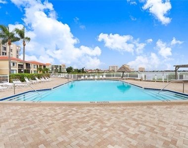 6104 Palma Del Mar Boulevard S - Photo Thumbnail 25