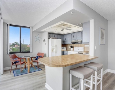 6104 Palma Del Mar Boulevard S - Photo Thumbnail 10