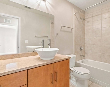 2947 Royal Tuscan Lane - Photo Thumbnail 13
