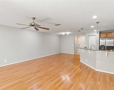 2947 Royal Tuscan Lane - Photo Thumbnail 5