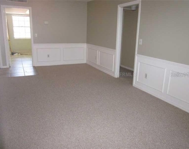 10356 Carrollwood Lane - Photo Thumbnail 5