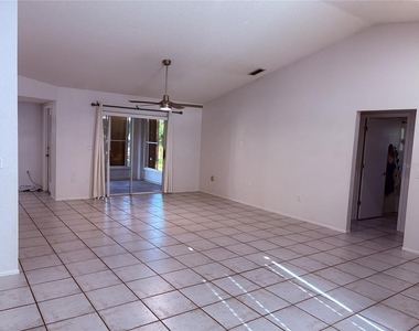 7330 Fairwood Avenue - Photo Thumbnail 6