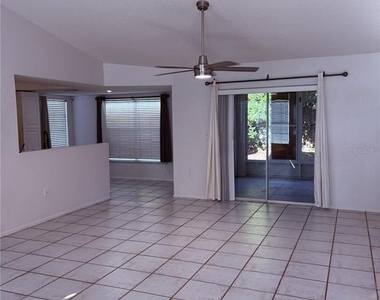 7330 Fairwood Avenue - Photo Thumbnail 9