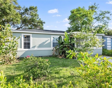 4740 22nd Avenue N - Photo Thumbnail 27