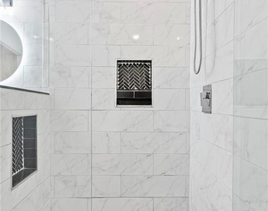 4740 22nd Avenue N - Photo Thumbnail 17