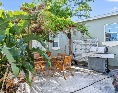 4740 22nd Avenue N - Photo Thumbnail 28