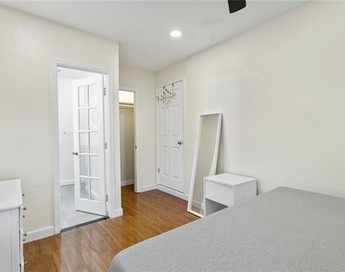 4740 22nd Avenue N - Photo Thumbnail 16