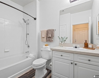 1216 S Missouri Avenue - Photo Thumbnail 6