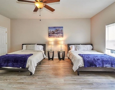 800 E Baker Street - Photo Thumbnail 10