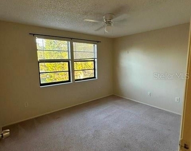 130 Sabal Court - Photo Thumbnail 11
