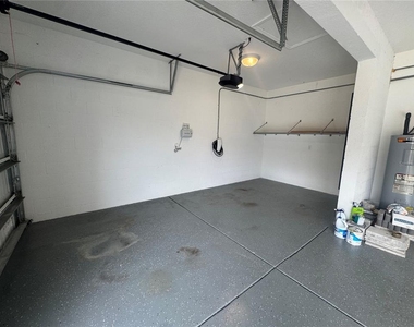 16154 Monterey Greens Circle - Photo Thumbnail 5