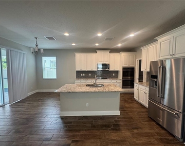 16154 Monterey Greens Circle - Photo Thumbnail 44
