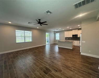 16154 Monterey Greens Circle - Photo Thumbnail 37