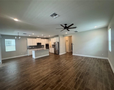 16154 Monterey Greens Circle - Photo Thumbnail 35