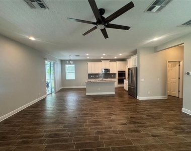 16154 Monterey Greens Circle - Photo Thumbnail 36