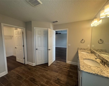 16154 Monterey Greens Circle - Photo Thumbnail 21