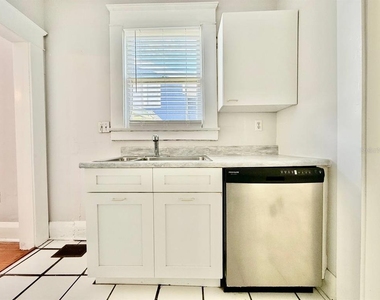 607 S Willow Avenue - Photo Thumbnail 11