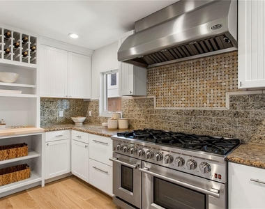 508 Columbia Drive - Photo Thumbnail 12