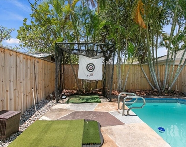 508 Columbia Drive - Photo Thumbnail 30