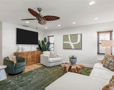 508 Columbia Drive - Photo Thumbnail 2