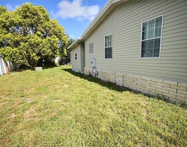 136 Pindo Palm Street W - Photo Thumbnail 24