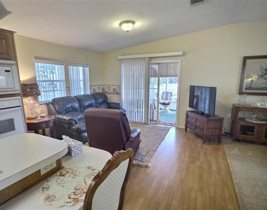 136 Pindo Palm Street W - Photo Thumbnail 6