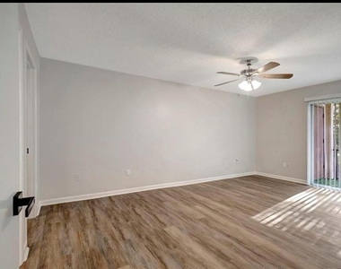 7020 Cognac Drive - Photo Thumbnail 24