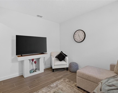 6693 Homebound Way - Photo Thumbnail 44