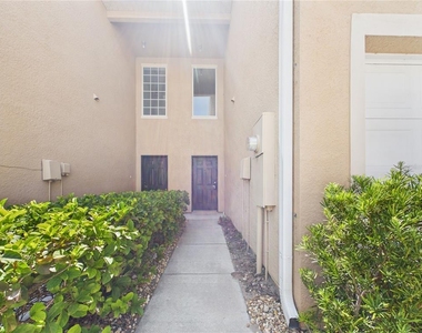 16310 Fairford Palms Court - Photo Thumbnail 34