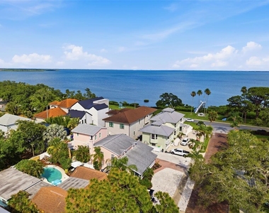 345 Bailey Street - Photo Thumbnail 32