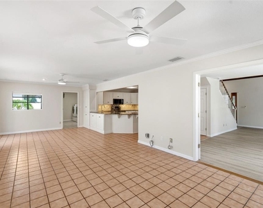345 Bailey Street - Photo Thumbnail 13