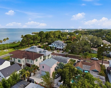 345 Bailey Street - Photo Thumbnail 33