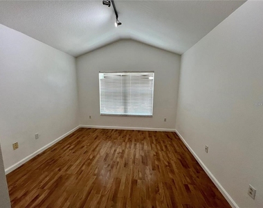 26543 Castleview Way - Photo Thumbnail 19