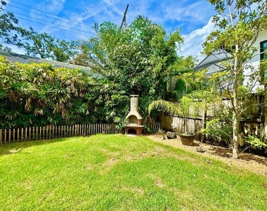 4620 W Browning Avenue - Photo Thumbnail 64
