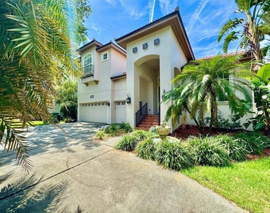 4620 W Browning Avenue - Photo Thumbnail 4
