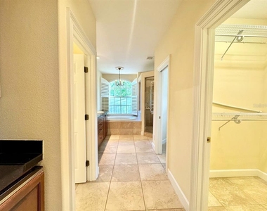 4620 W Browning Avenue - Photo Thumbnail 44