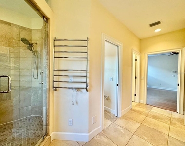 4620 W Browning Avenue - Photo Thumbnail 53