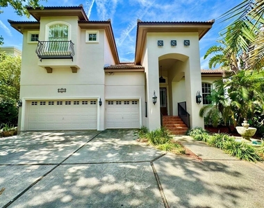 4620 W Browning Avenue - Photo Thumbnail 5