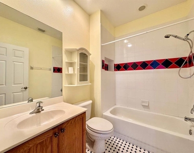 4620 W Browning Avenue - Photo Thumbnail 35
