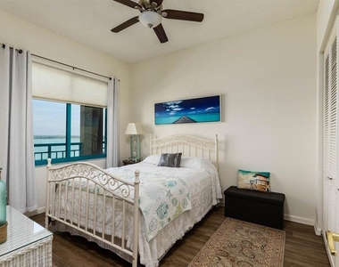 1560 Gulf Boulevard - Photo Thumbnail 27