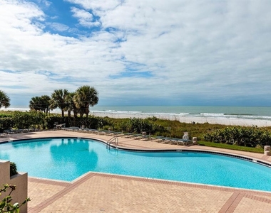 1560 Gulf Boulevard - Photo Thumbnail 46