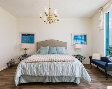 1560 Gulf Boulevard - Photo Thumbnail 25