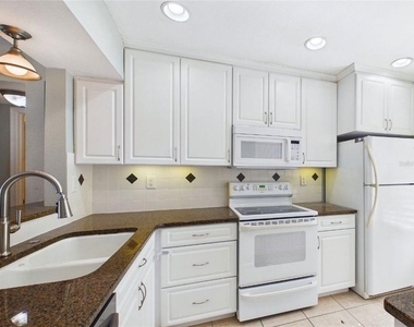 6335 Palma Del Mar Boulevard S - Photo Thumbnail 3