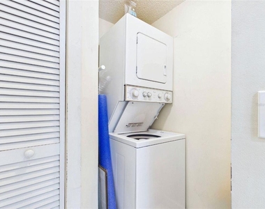 6335 Palma Del Mar Boulevard S - Photo Thumbnail 10