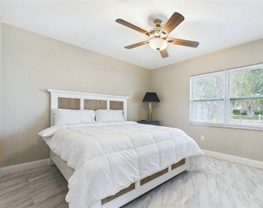 409 4th Avenue N - Photo Thumbnail 7
