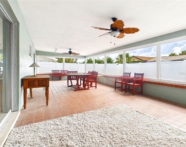 409 4th Avenue N - Photo Thumbnail 14