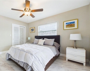 409 4th Avenue N - Photo Thumbnail 9
