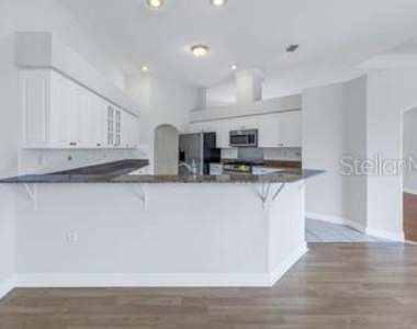 7380 Pebble Beach Lane - Photo Thumbnail 20