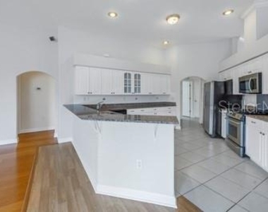 7380 Pebble Beach Lane - Photo Thumbnail 19